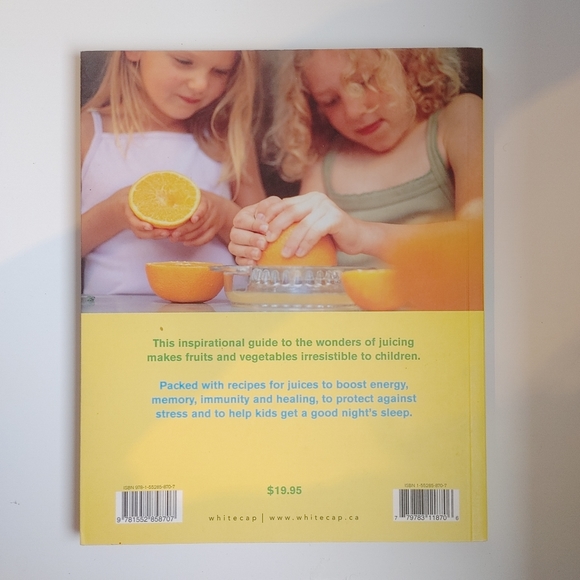 SuperJuice for Kids Healthy Recipie Book - Picture 2 of 3